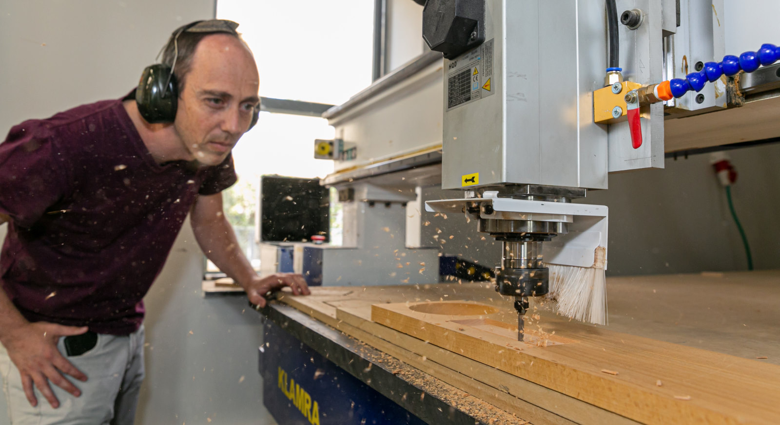 שירותי מעבדת מייק