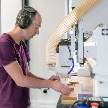 שירותי מעבדת מייק